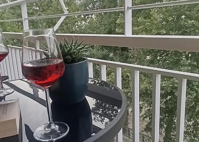 Elizabeth Dream House Edh